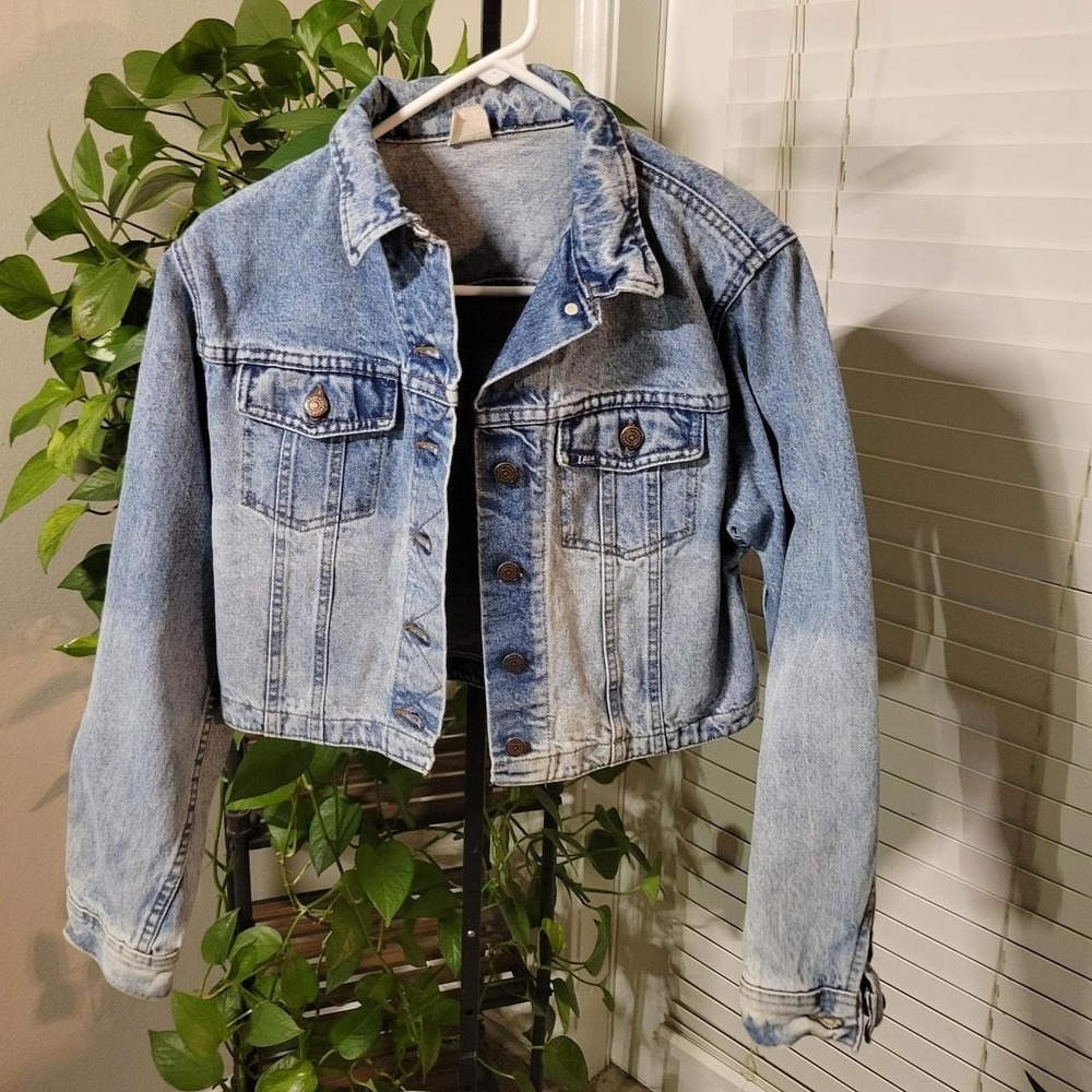 Vintage 80s Lee Cropped Denim Jacket Light Acid Wash Blue Trucker Women Small